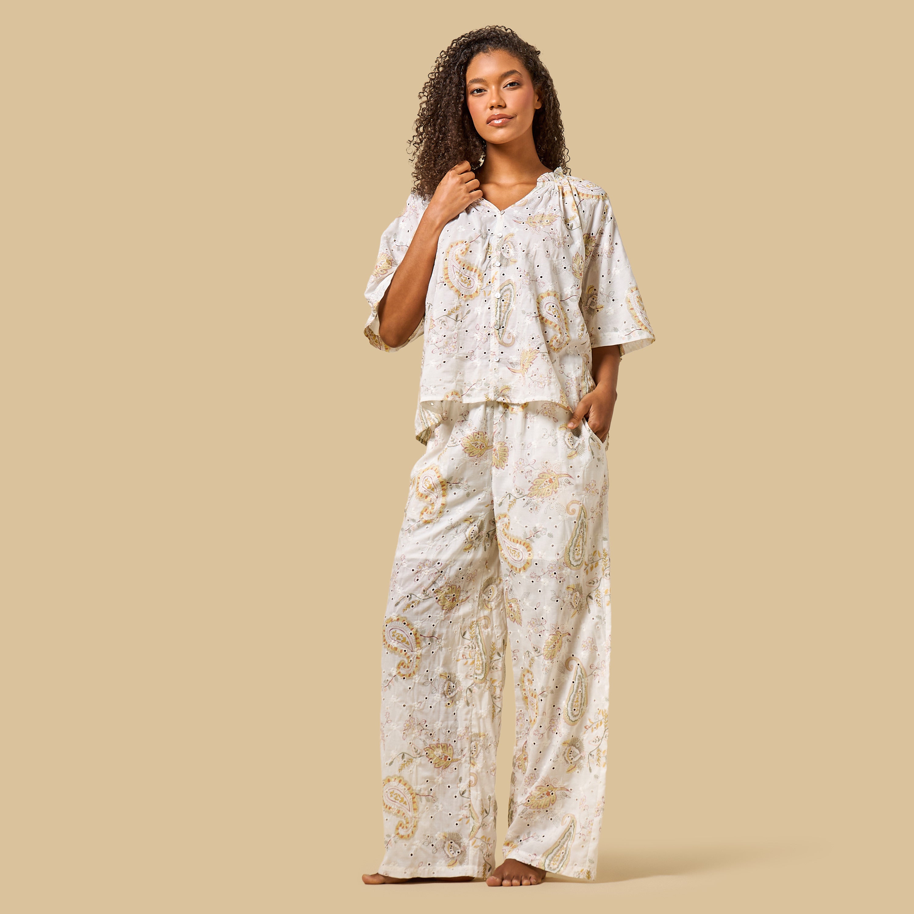 Paisley Print Pyjama Set - Cream / 3XL