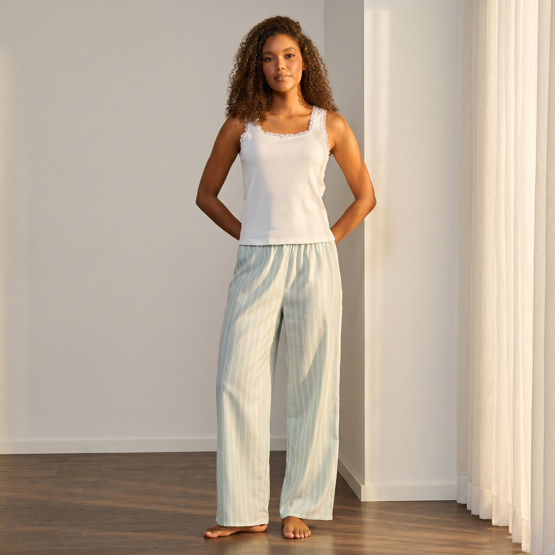 Striped Viscose Pyjama Set - White / XXL