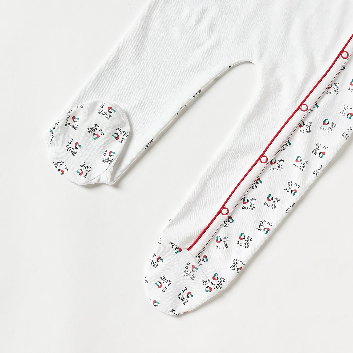 Juniors UAE National Day Print Closed Feet Sleepsuit with Long Sleeves