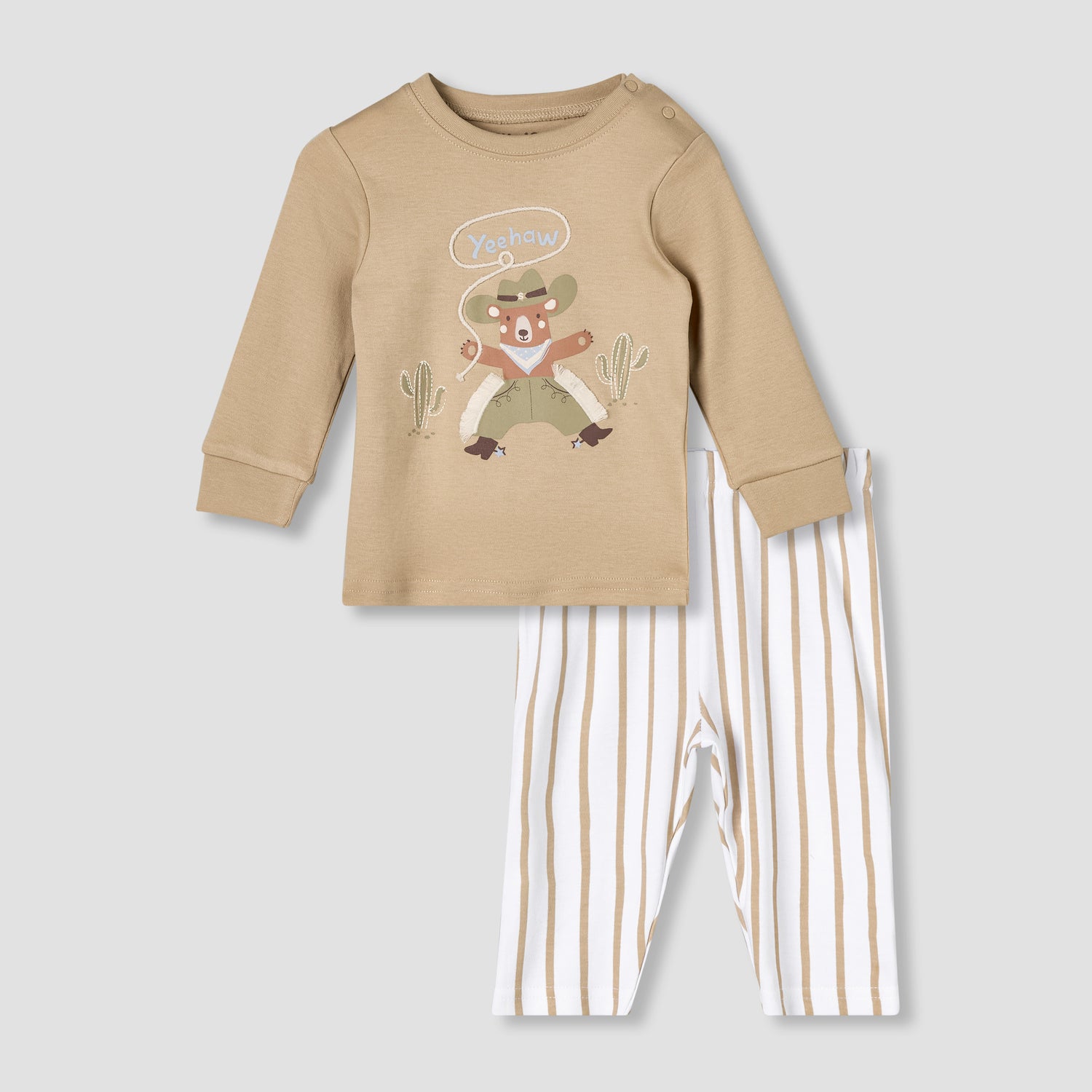Juniors Cotton Round Neck Long Sleeves Pyjama Set with Bear Print