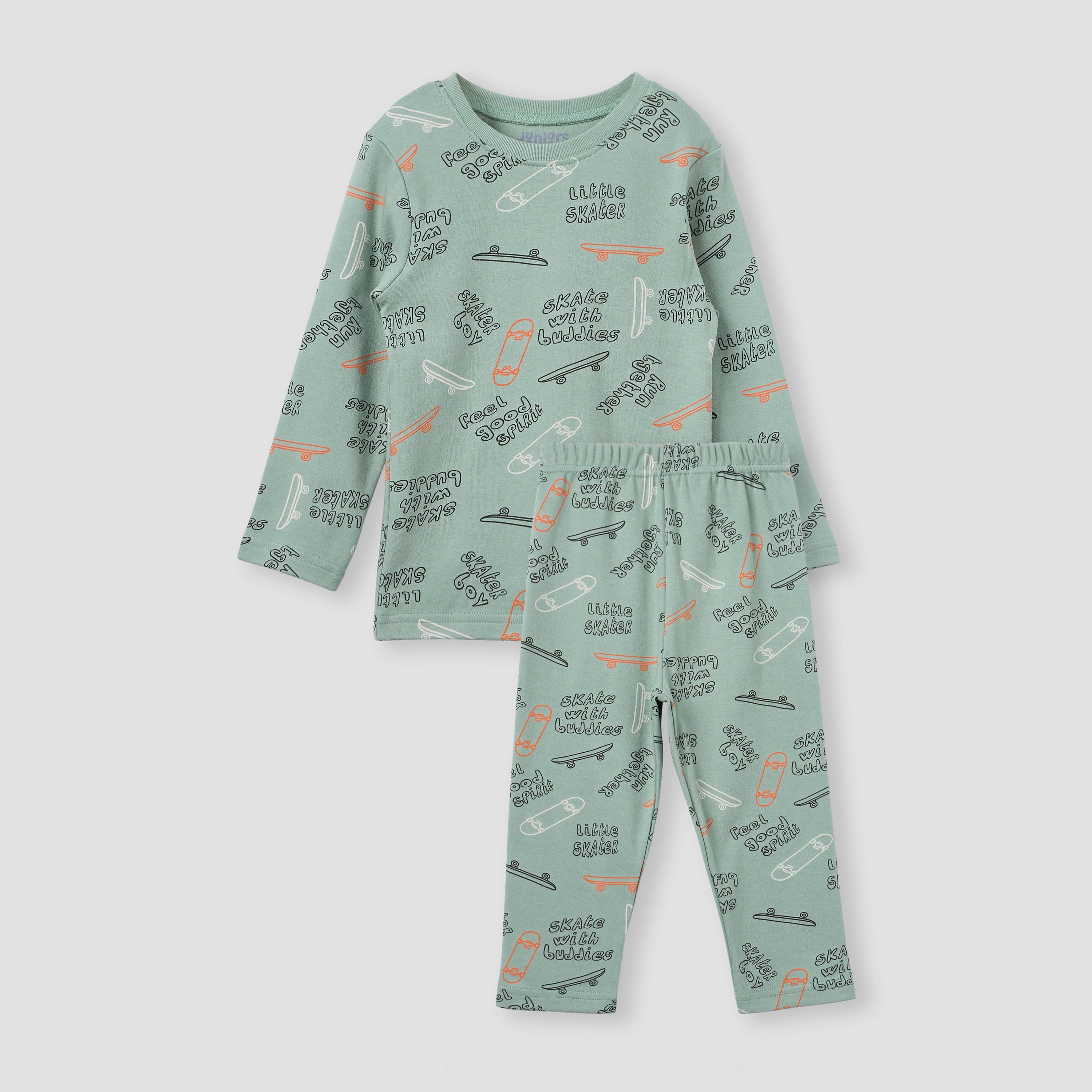 Juniors Heart Print T-shirt and Pyjama Set