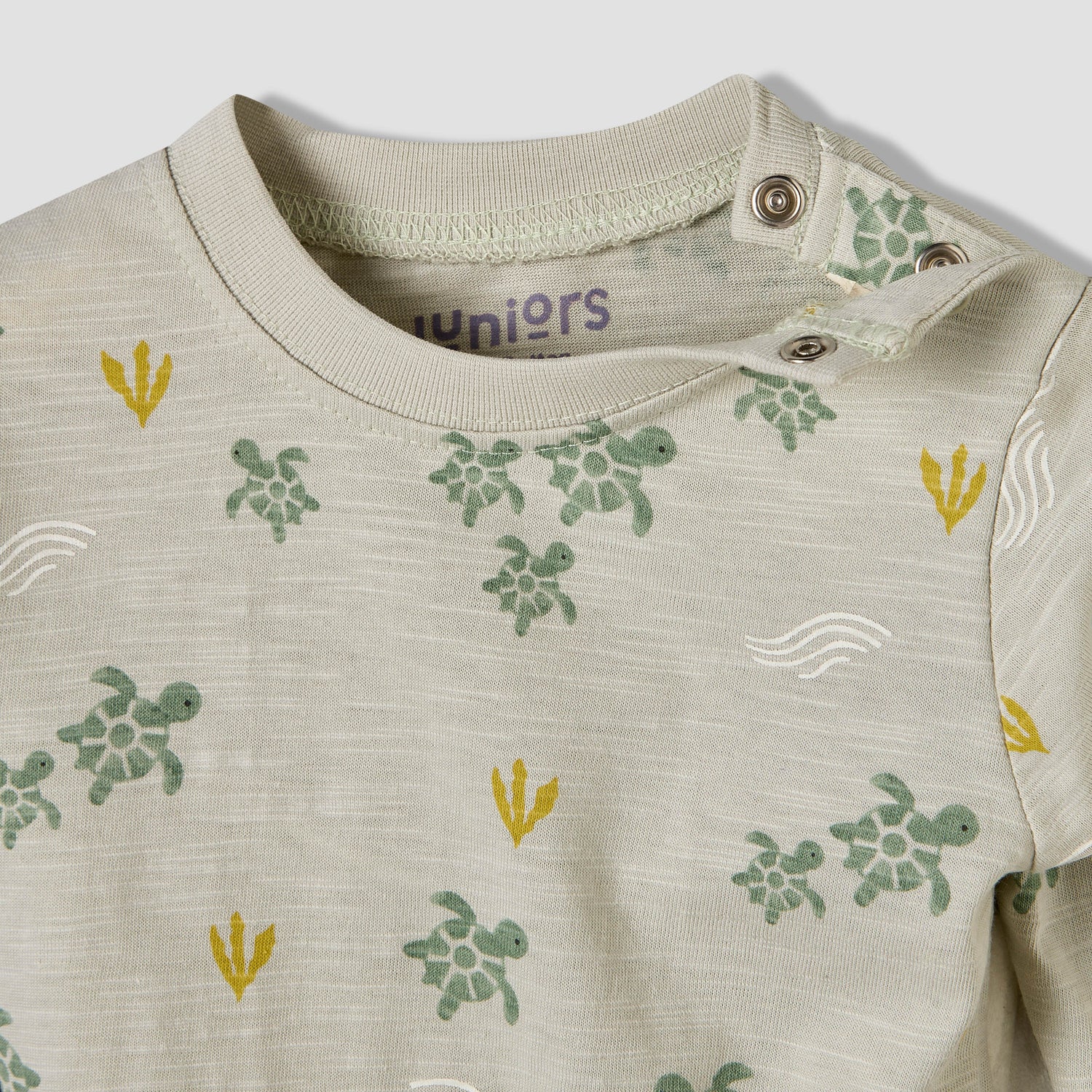 Juniors Cotton Round Neck Long Sleeves Pyjama Set with Turtle Print