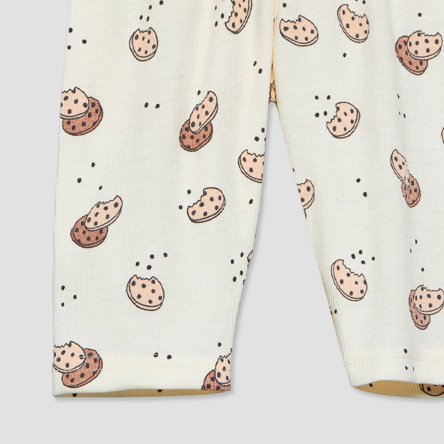 Juniors Cotton Crew Neck Long Sleeves Pyjama Set with Cookie Print