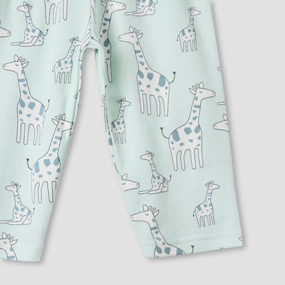 Juniors Giraffe Print T-shirt and Pyjama Set