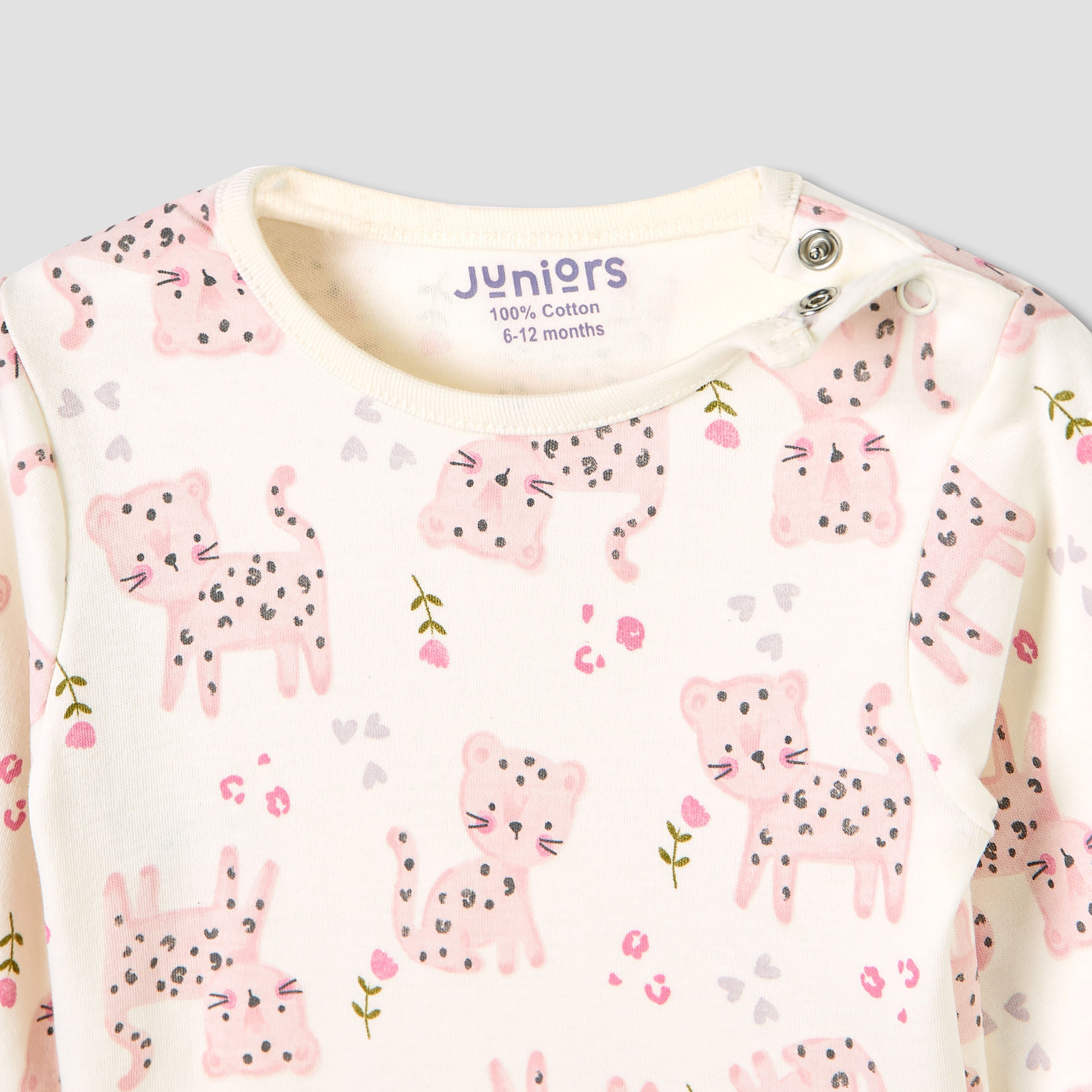 Juniors Giraffe Print T-shirt and Pyjama Set