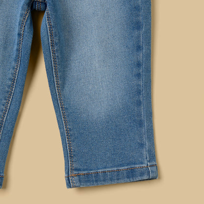 Full Length Jeans with Pockets and Button Closure