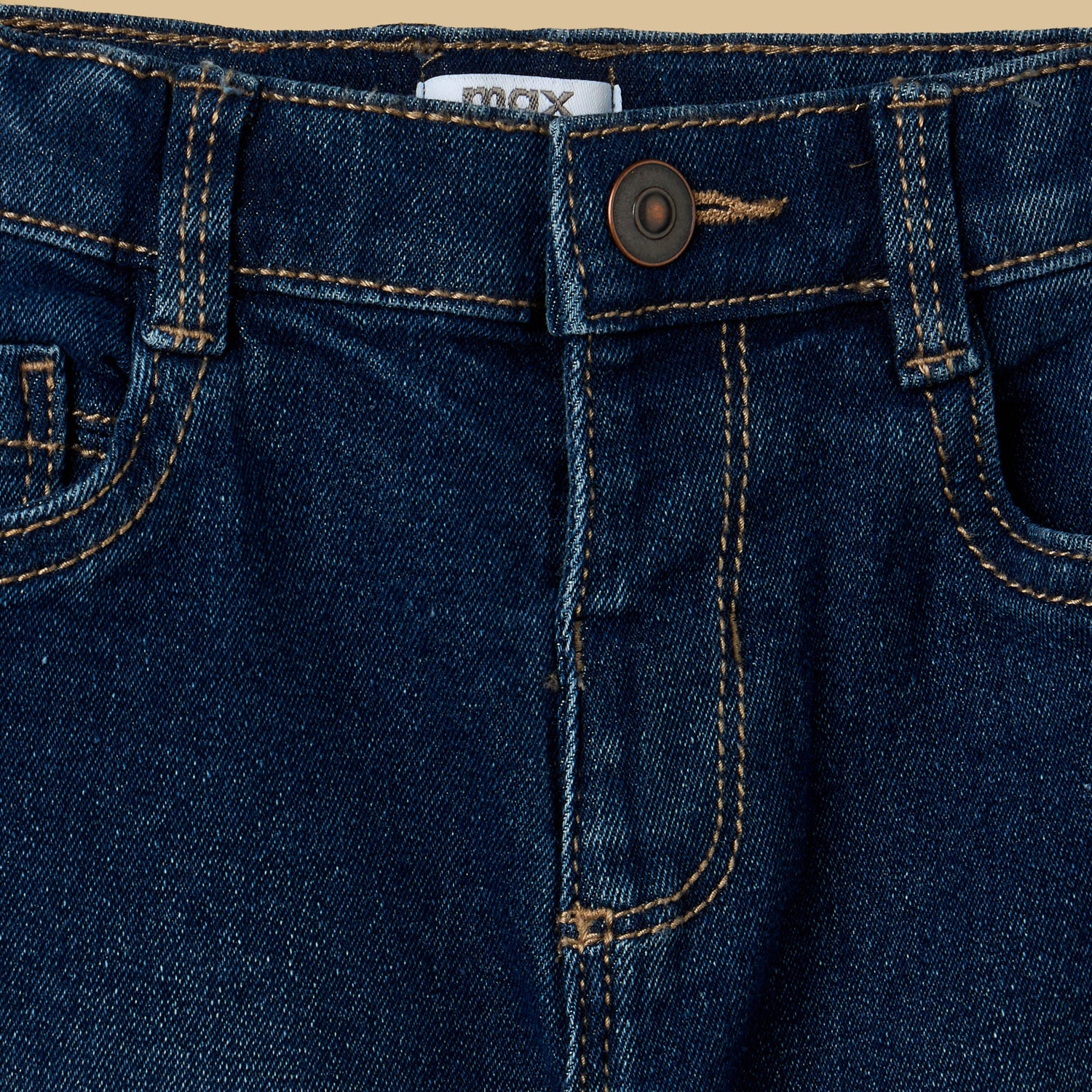 Full Length Jeans with Pockets and Button Closure