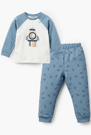 Juniors Cotton Crew Neck Long Sleeves Pyjama Set with Spacecraft Print
