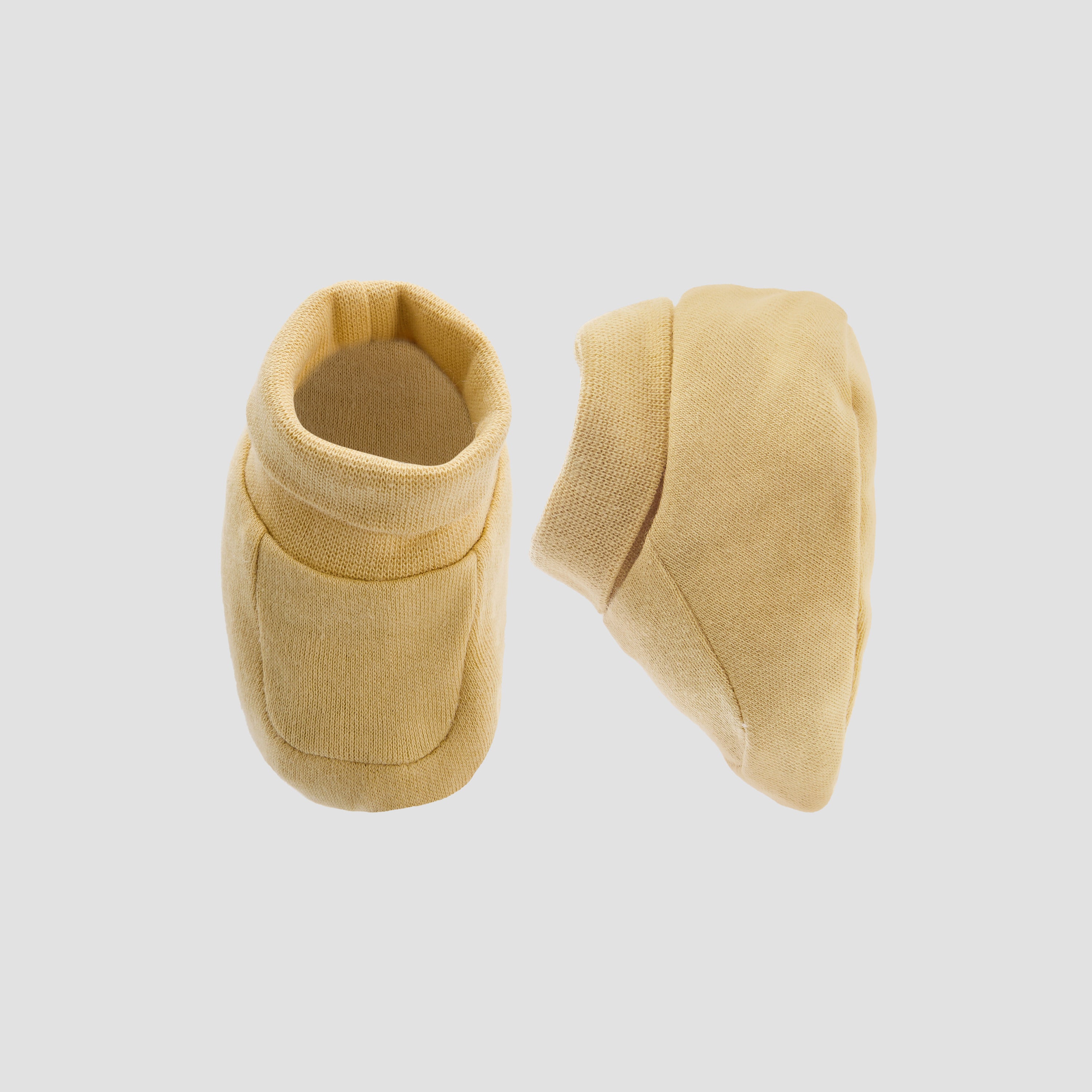 Pack of 2 Juniors Booties with Assorted Design