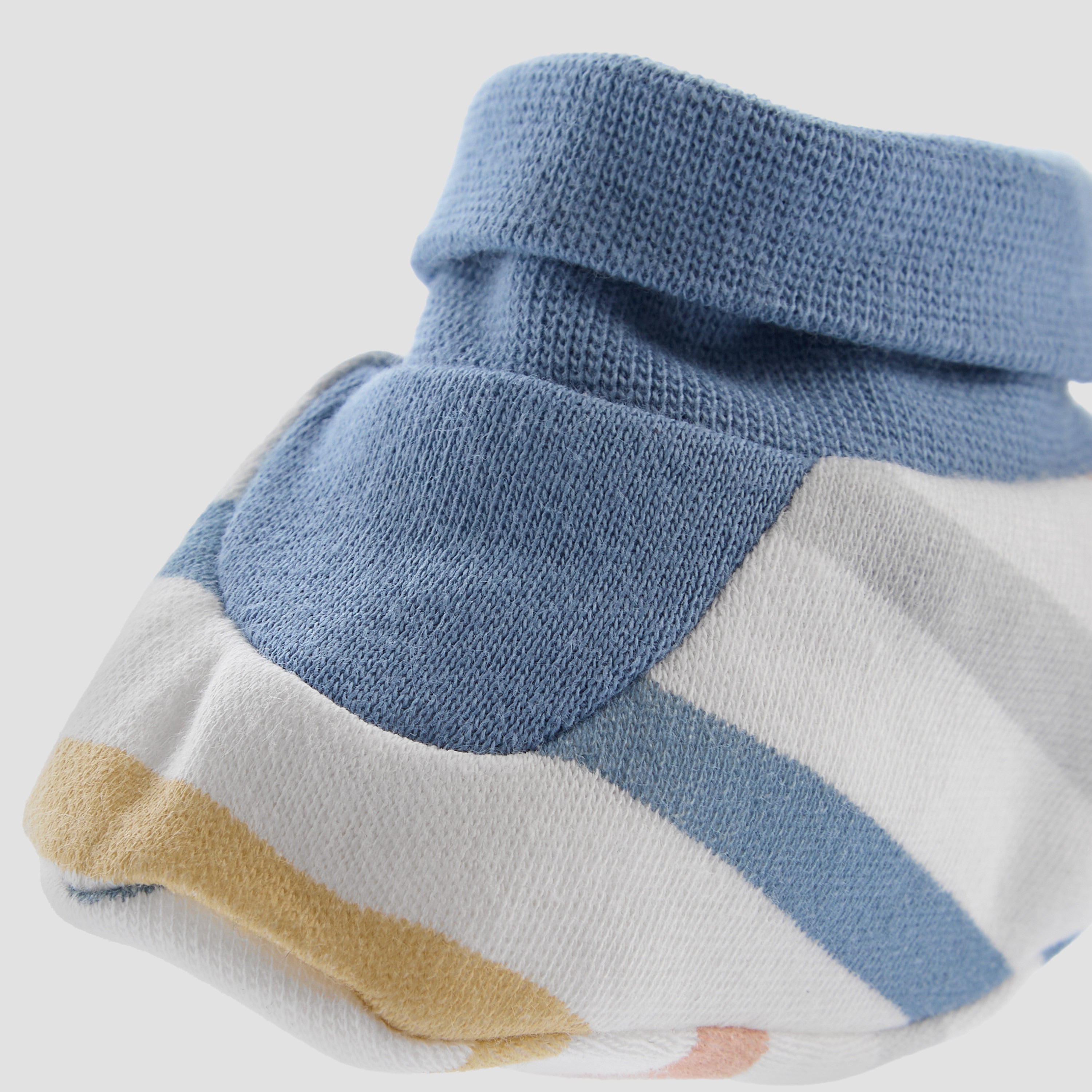 Pack of 2 Juniors Booties with Assorted Design