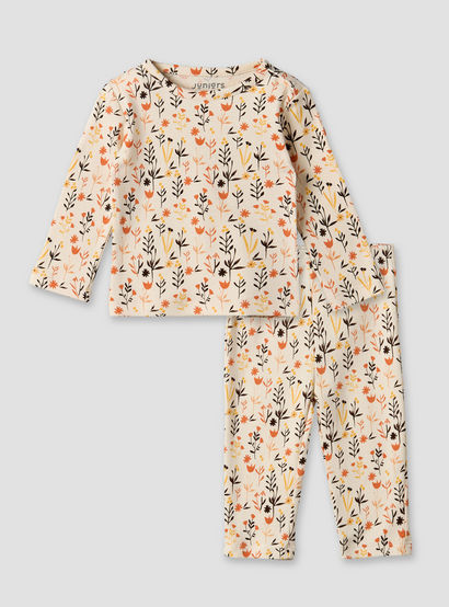Juniors Cotton Round Neck Long Sleeves Pyjama Set with Floral Print-baby-girls-clothing-nightwear-pyjamasets-image-2