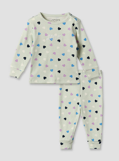 Juniors Cotton Round Neck Long Sleeves Pyjama Set with Heart Print-baby-girls-clothing-nightwear-pyjamasets-image-2