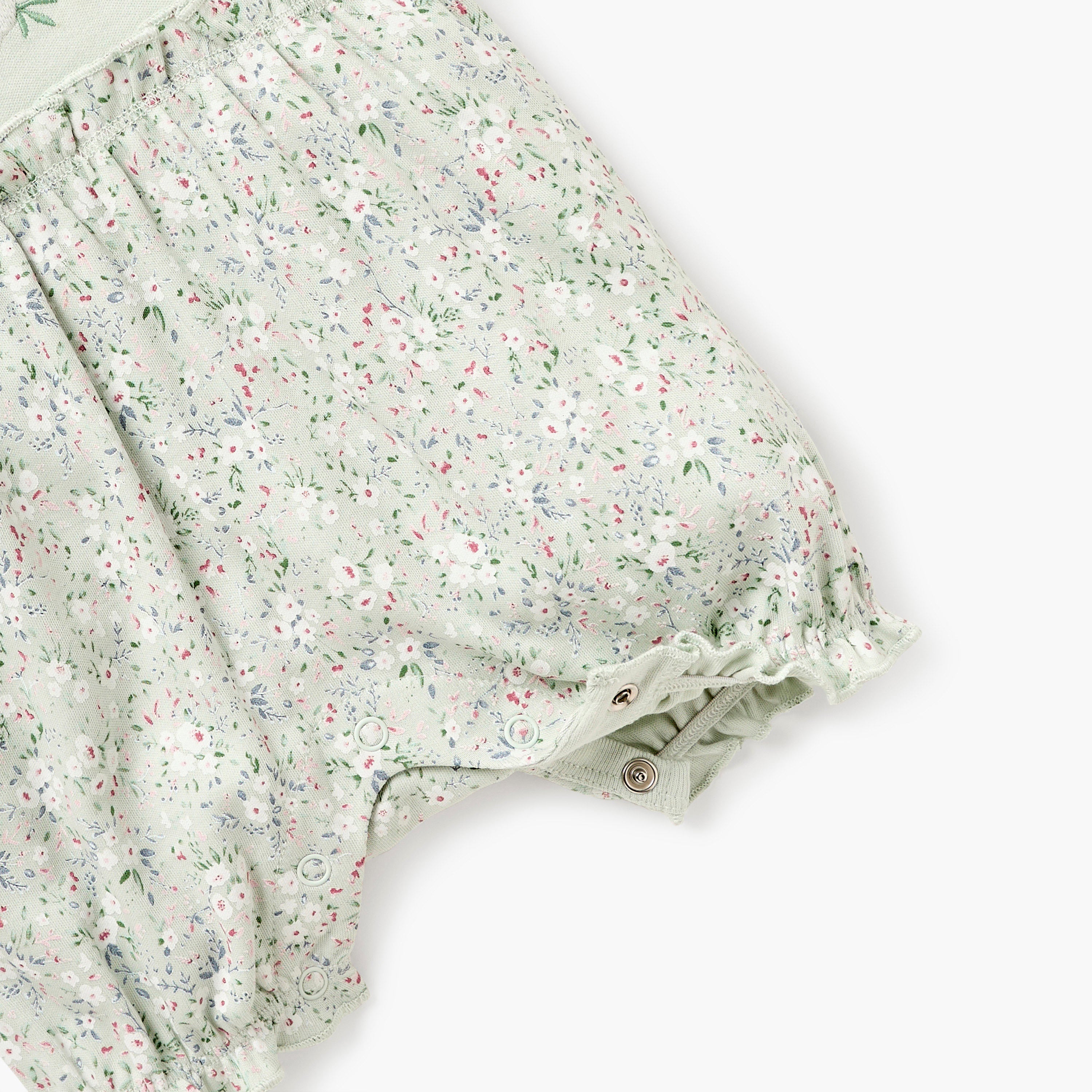 Juniors Floral Print Romper with Round Neck and Short Sleeves