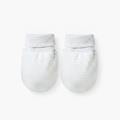 Set of 9 Juniors Clothing Gift Set with Bear Print