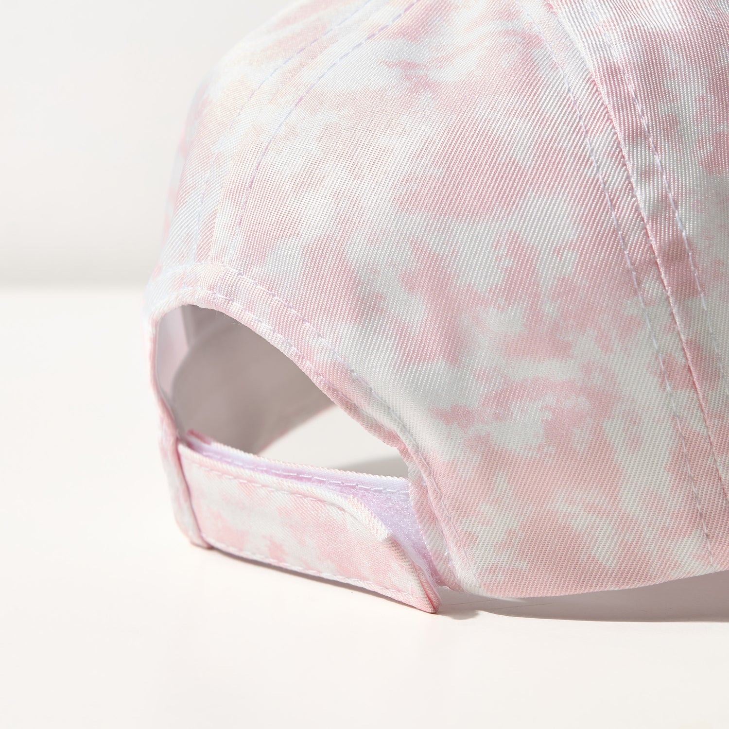 Minnie Mouse and Daisy Duck Print Cap