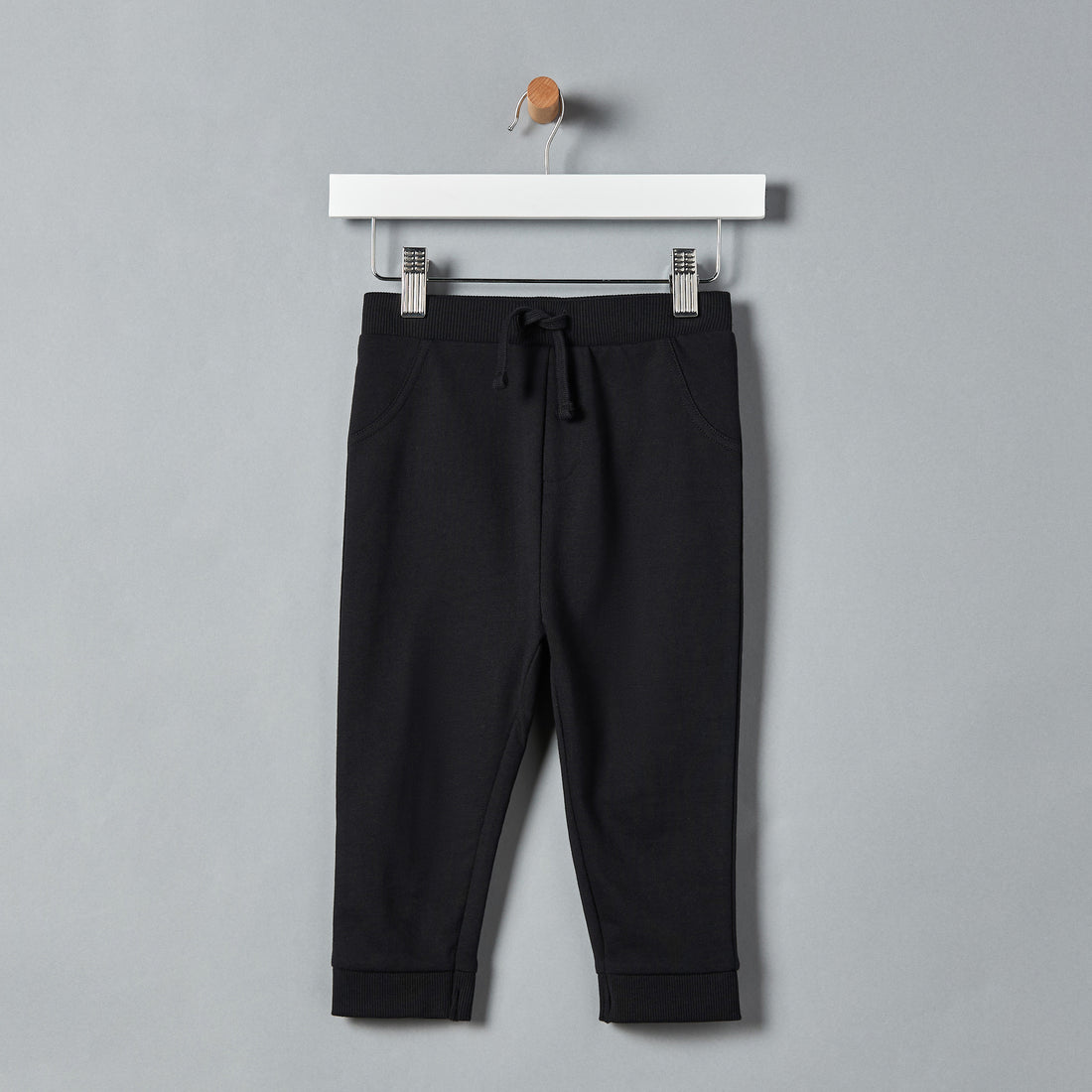 Plain Joggers - Black / 12-18 mths