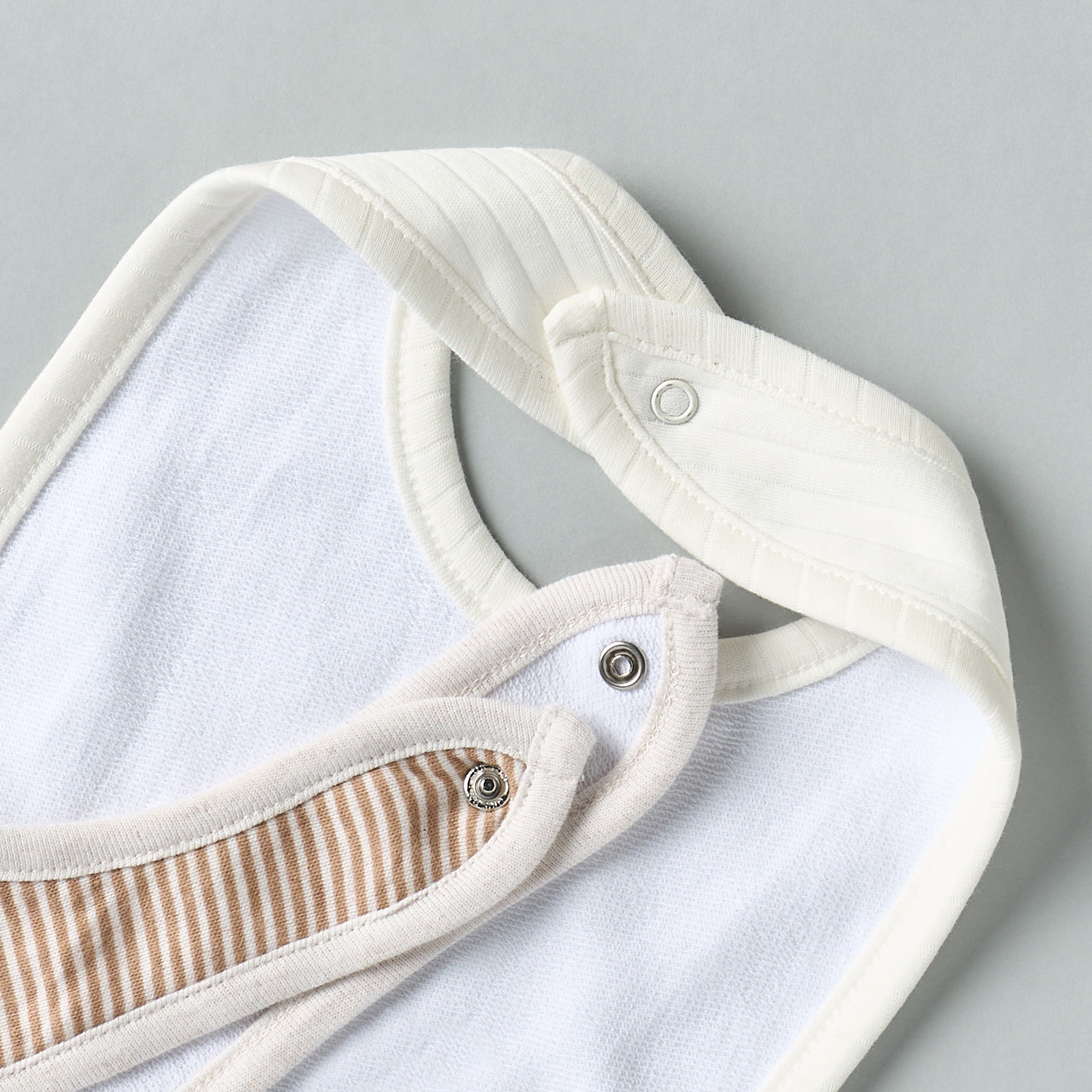 Pack of 2 - Printed Bib with Snap Button Closure