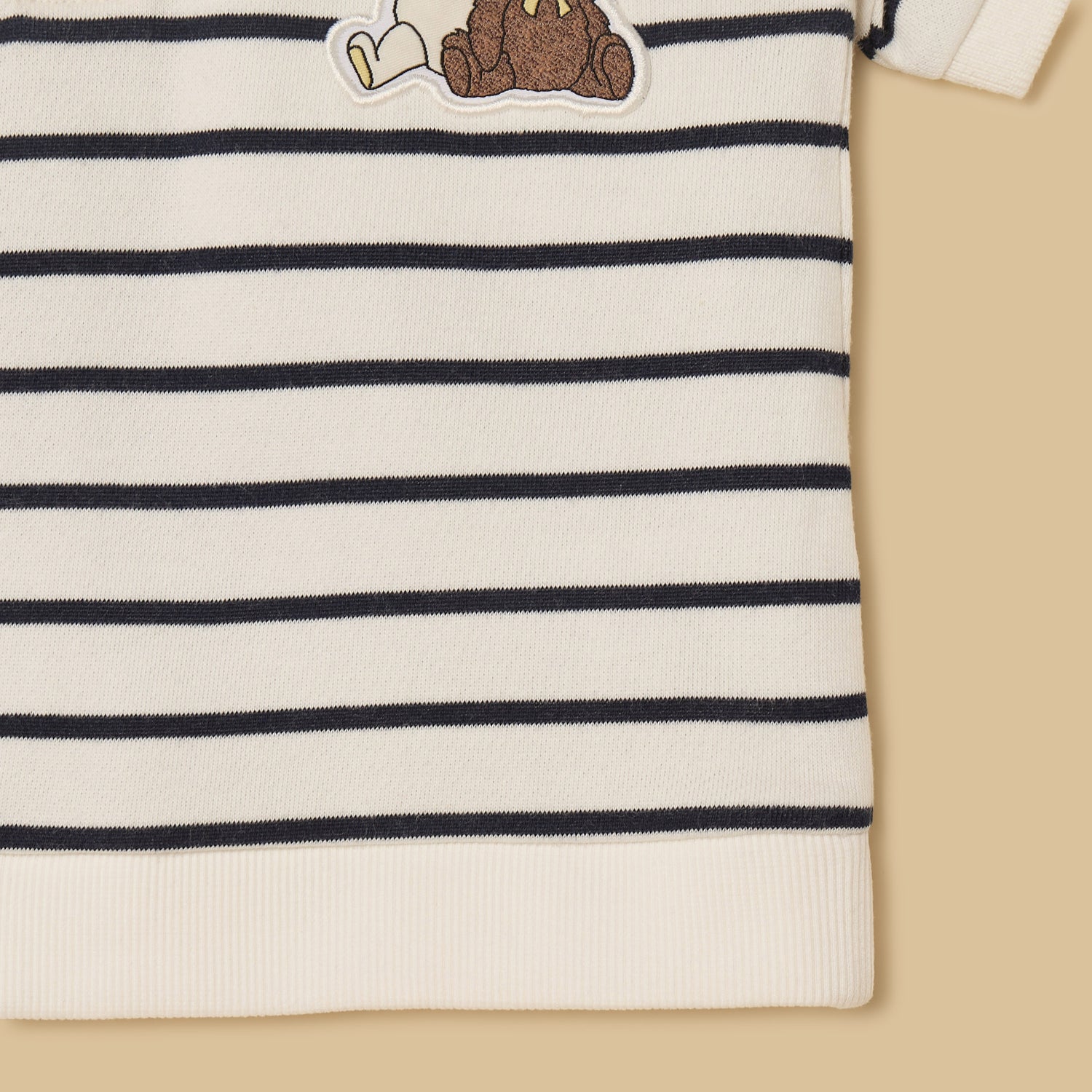 Winnie the Pooh Embroidered T-shirt and Shorts Set