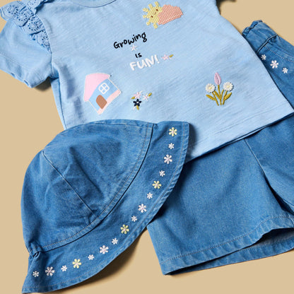 Applique Detail T-shirt with Shorts and Cap Set