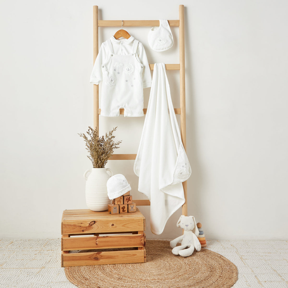 Giggles Collared Long Sleeves T-shirt and Dungaree Set with Applique Design