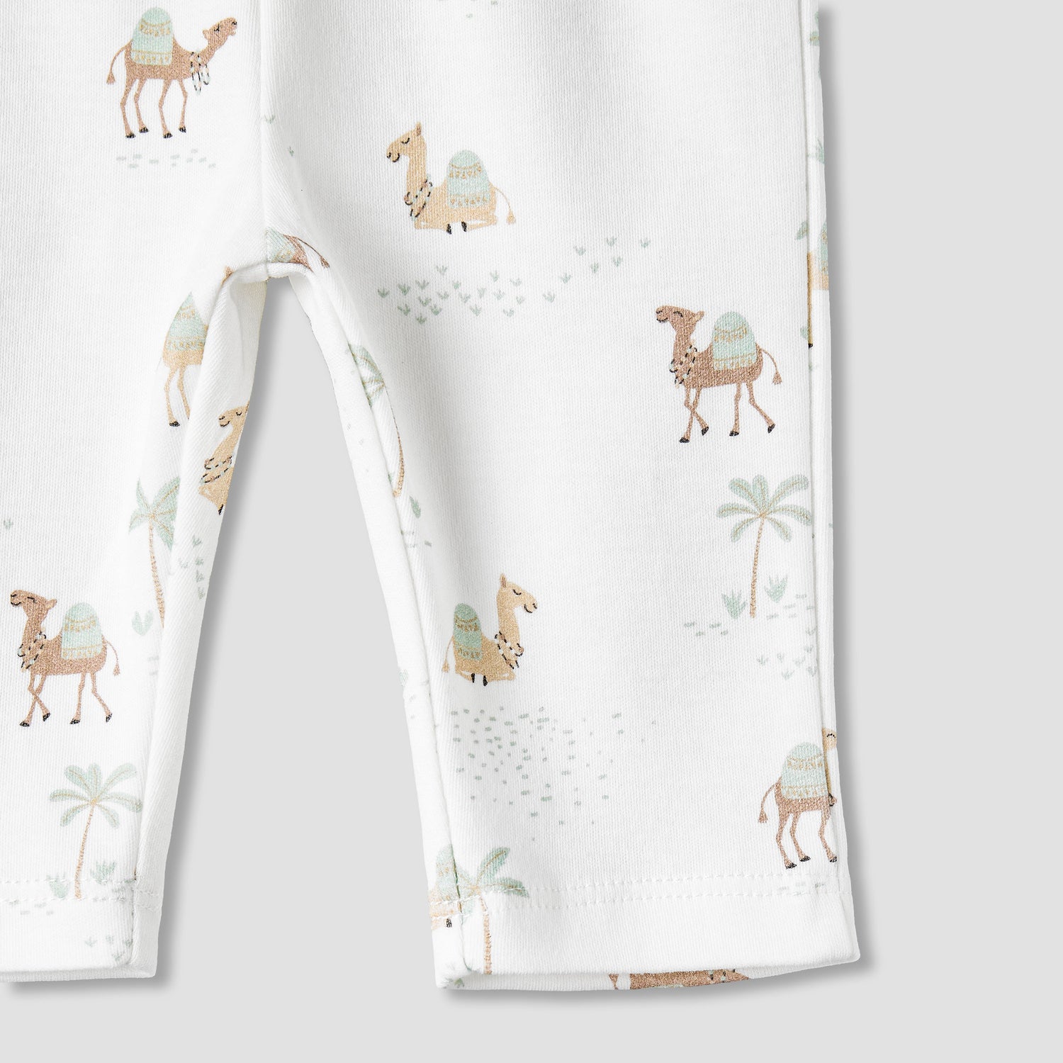 Juniors Cotton Collared Neck Long Sleeve Pyjama Set with Camel Print