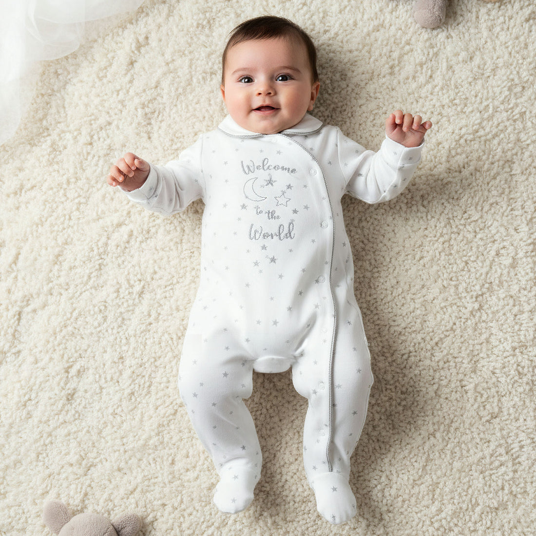 Giggles Cotton Collared Neck Long Sleeve Sleepsuit with Snap Button Closure - White / 9-12 mths