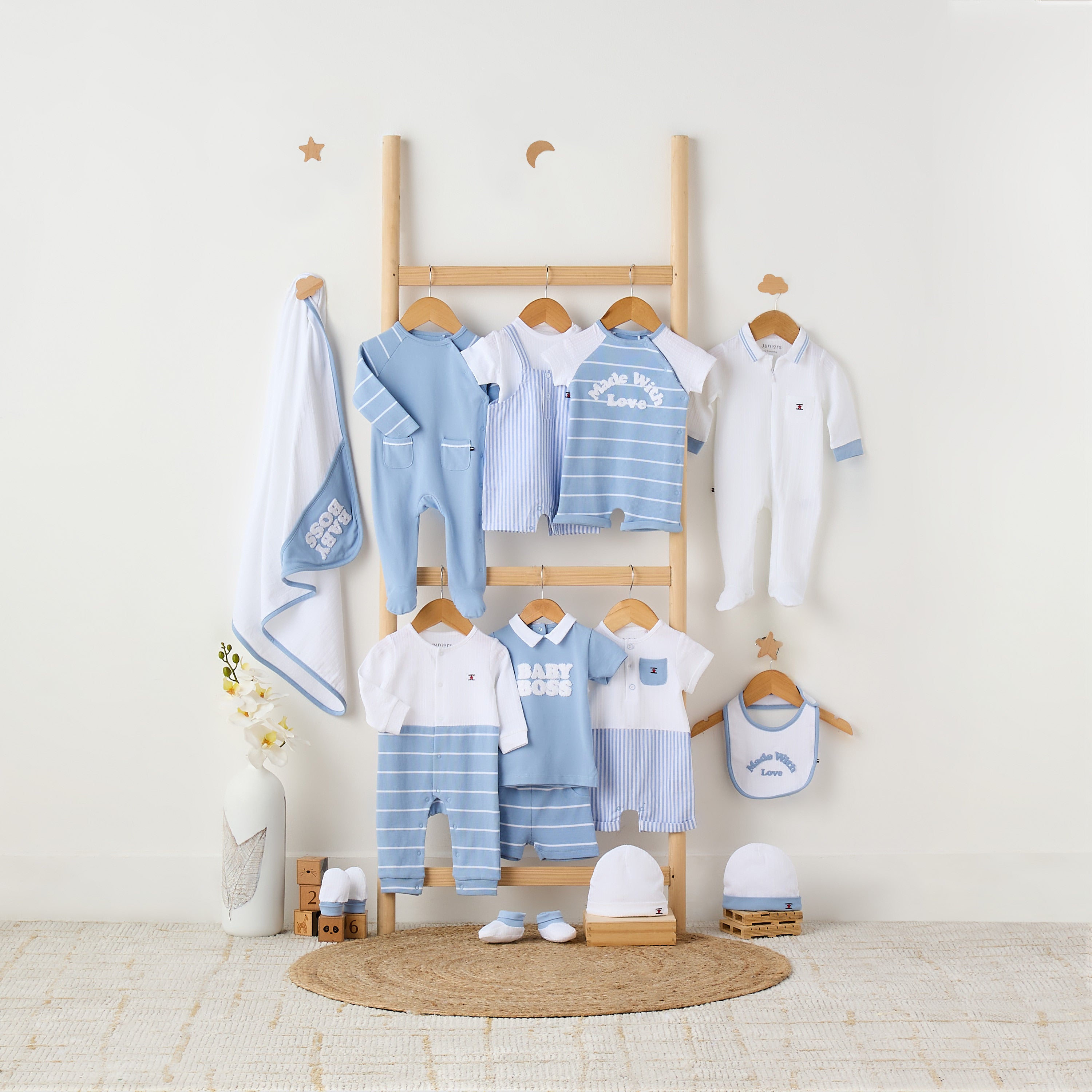 Juniors Solid T-shirt and Striped Dungaree Set