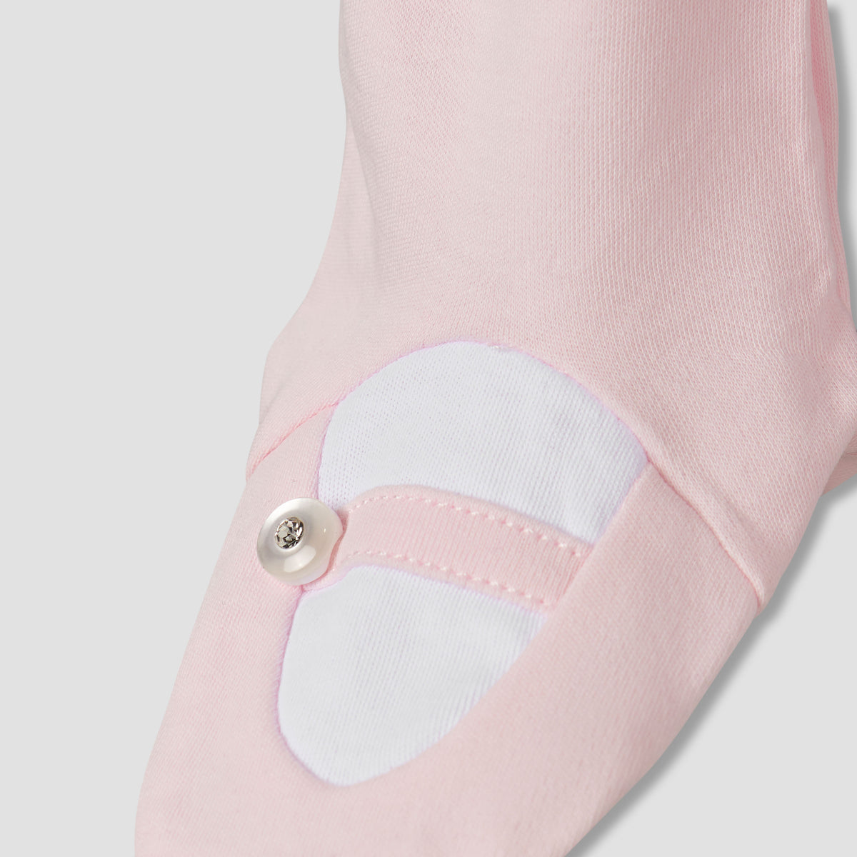 Giggles Supima Cotton Peter Pan Collar Long Sleeves Sleepsuit with Bunny Embroidery