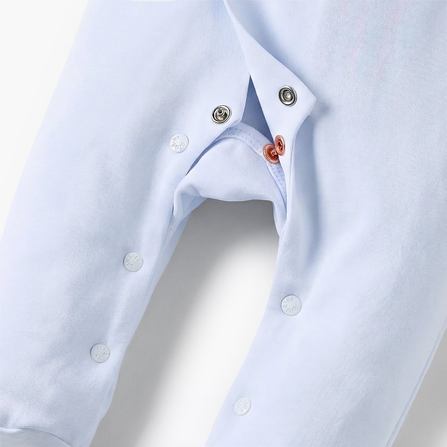 Giggles Peter Pan Collar Long Sleeves Sleepsuit with Button Closure