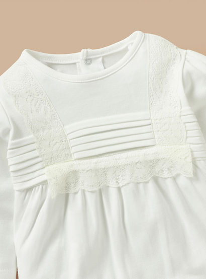 Giggles Lace Detail Closed Foot Sleepsuit with Long Sleeves and Snap Button Closure-baby-girls-clothing-nightwear-sleepsuits-image-3