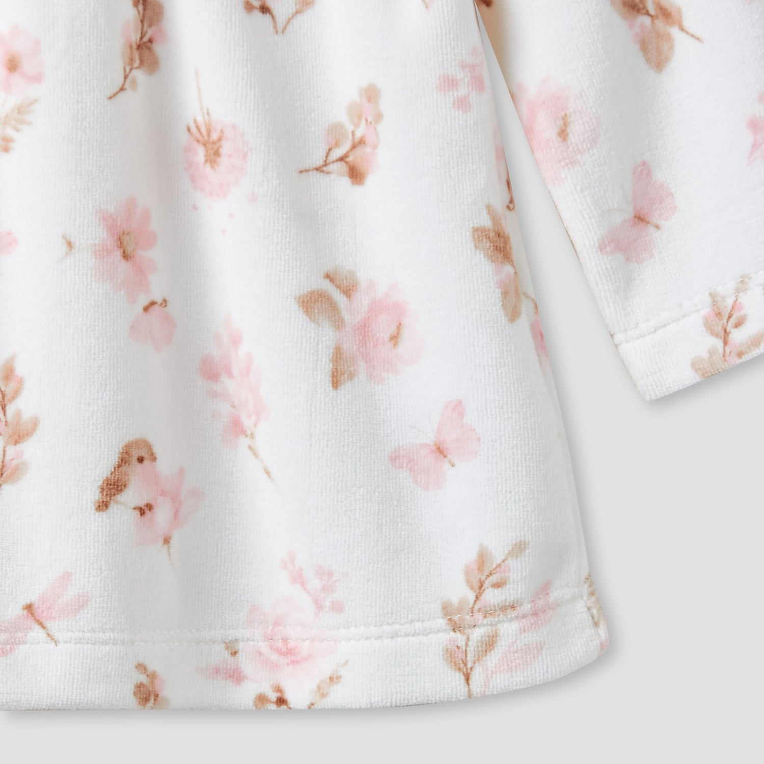 Giggles Pyjama Set with Floral Print - Long Sleeves - Peter Pan Collar
