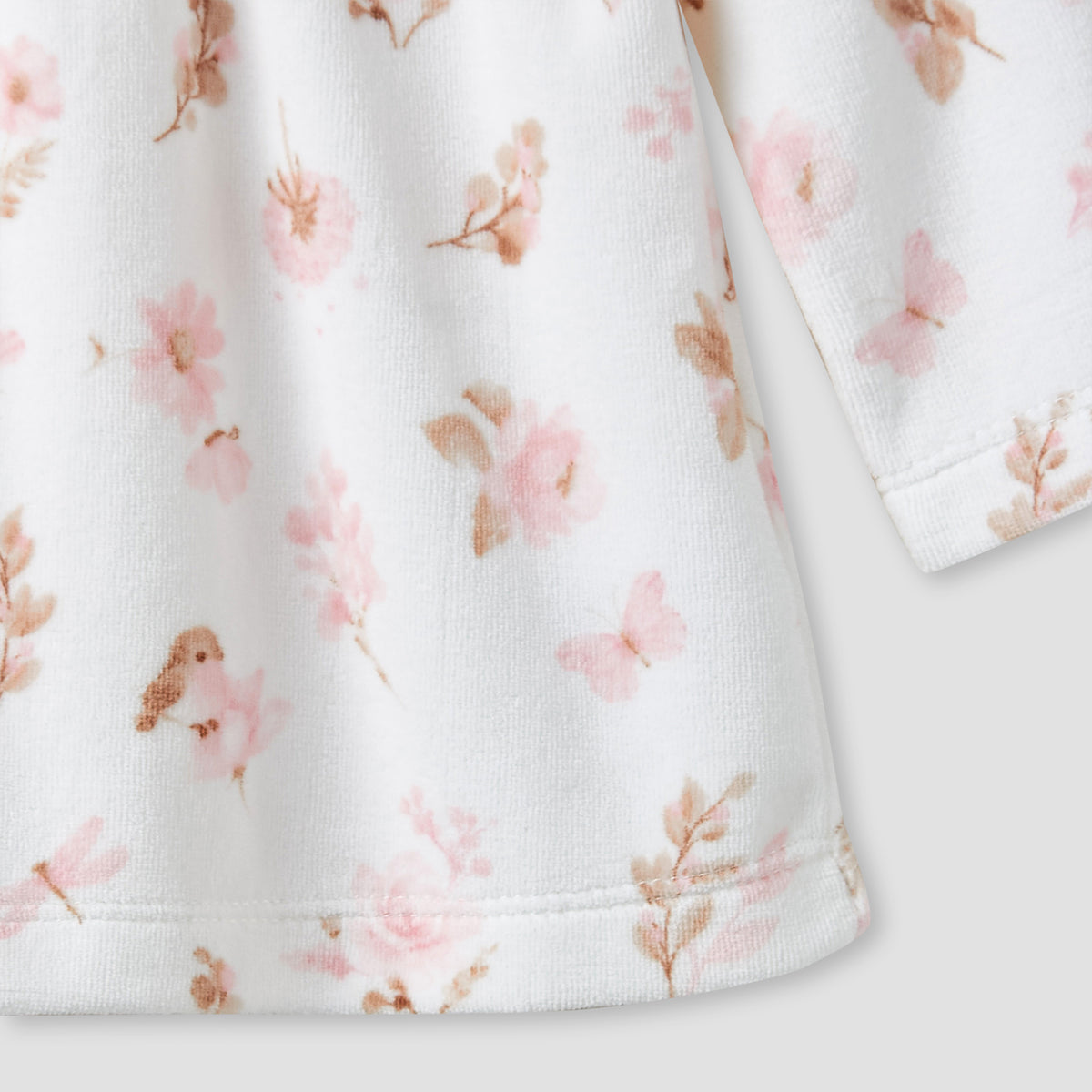 Giggles Pyjama Set with Floral Print - Long Sleeves - Peter Pan Collar