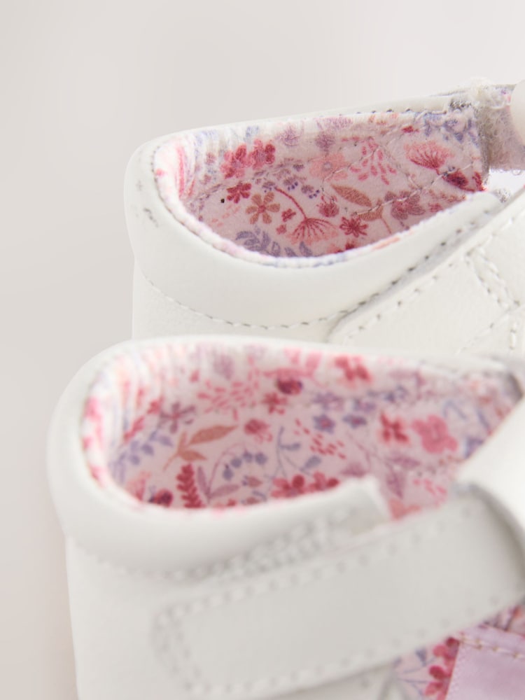 White Leather Baby T-Bar Shoes (0-24mths) - Size Up To 3 Months (50 - 62cm)