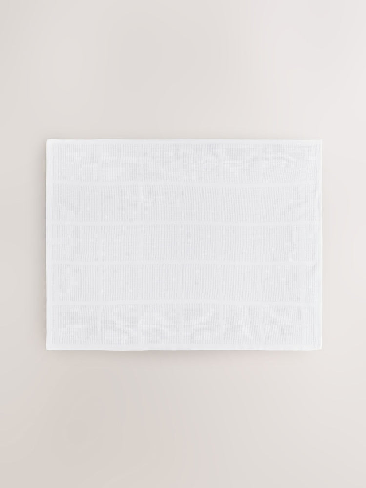 2 Pack White Cotton Baby Cellular Blankets