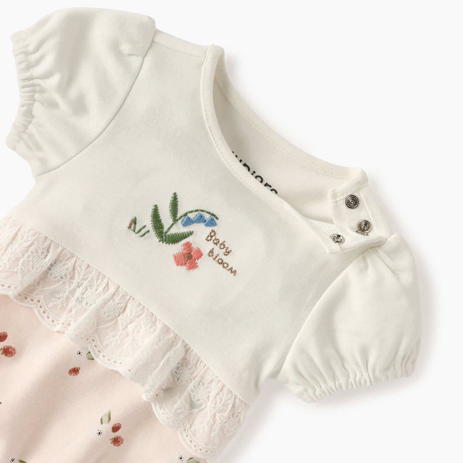 Juniors Embroidered Romper with Puff Sleeves and Lace Detail
