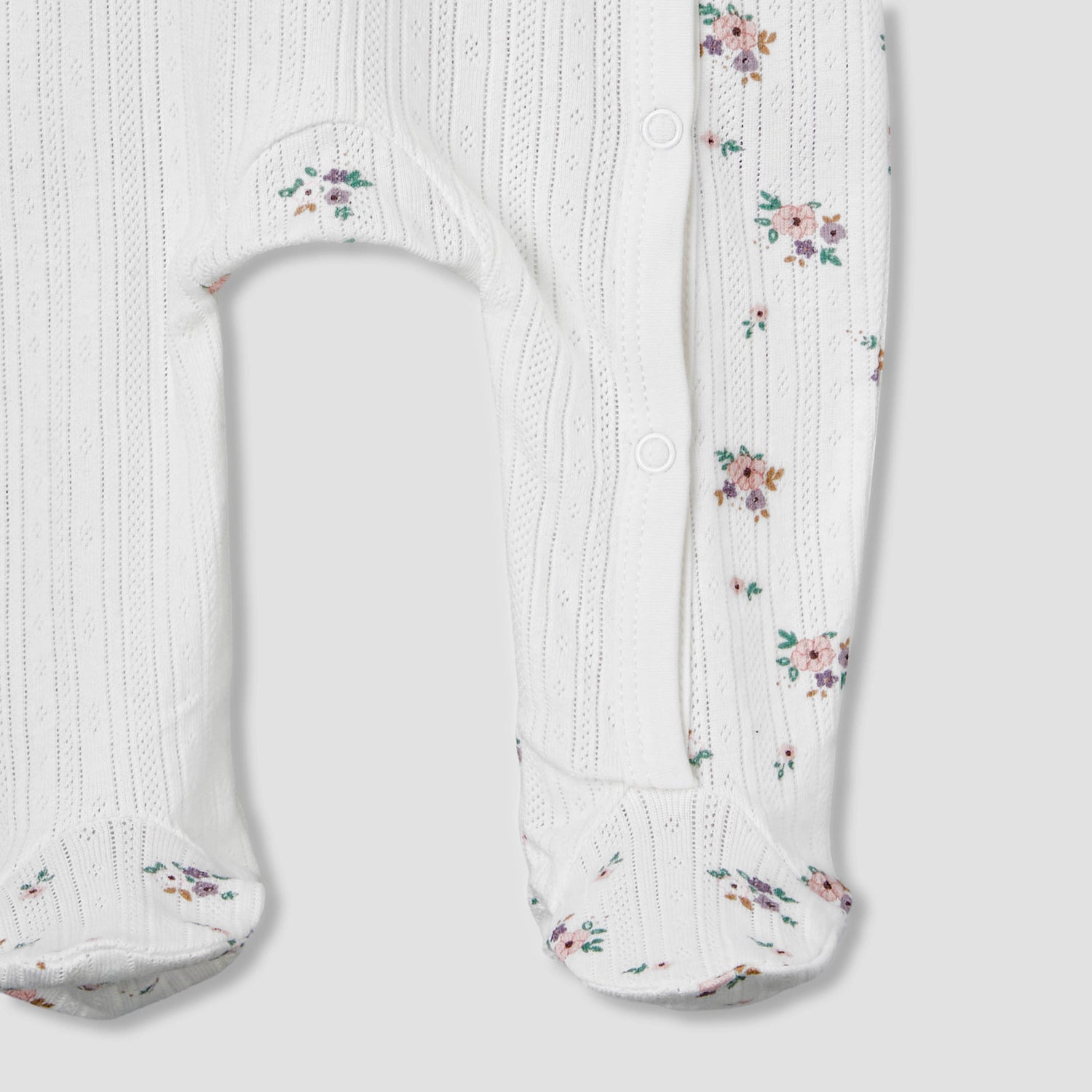 Juniors Cotton Round Neck Long Sleeves Sleepsuit with Floral Print