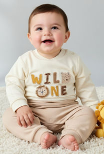 Juniors Cotton Collared Long Sleeves Sleepsuit with Snap Button Closure-undefined-image-1
