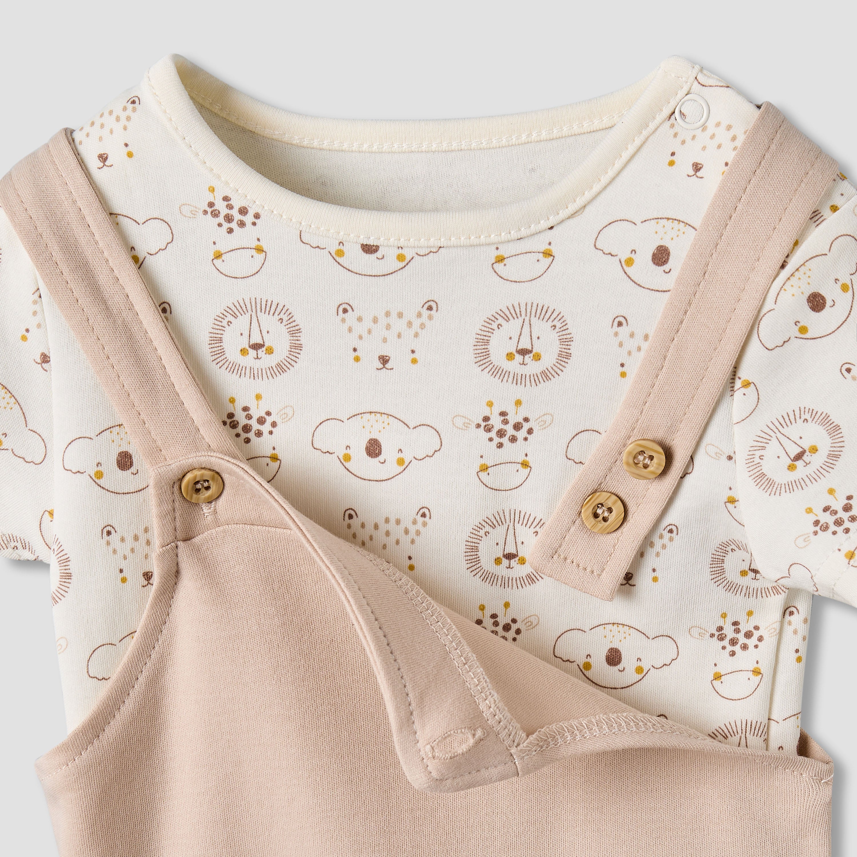 Juniors Crew Neck Short Sleeve T-shirt and Dungaree Set with Pockets