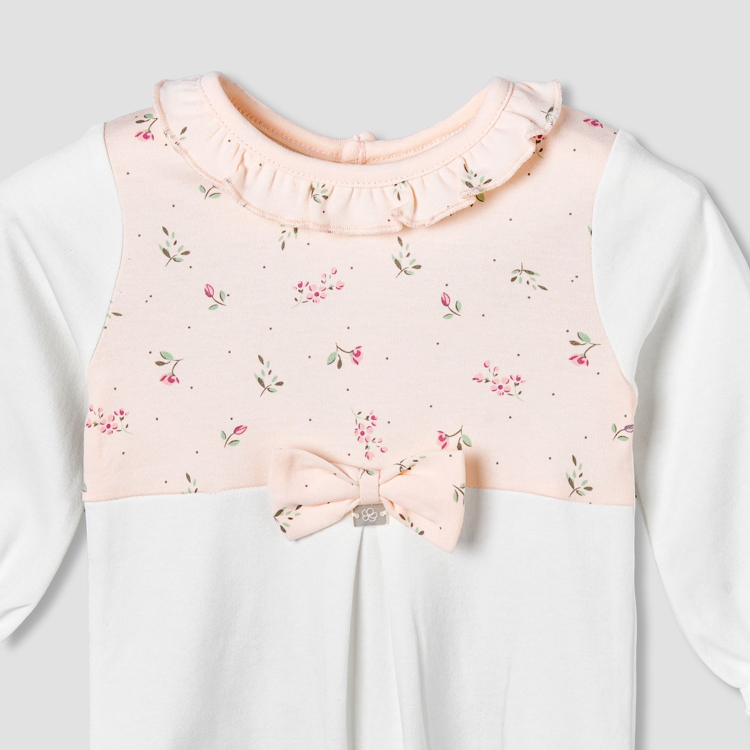 Juniors Cotton Ruffle Neck Long Sleeves Sleepsuit with Floral Print