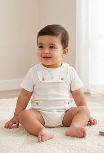 Giggles Round Neck Short Sleeve Bodysuit with Snap Button Closure-undefined-image-1