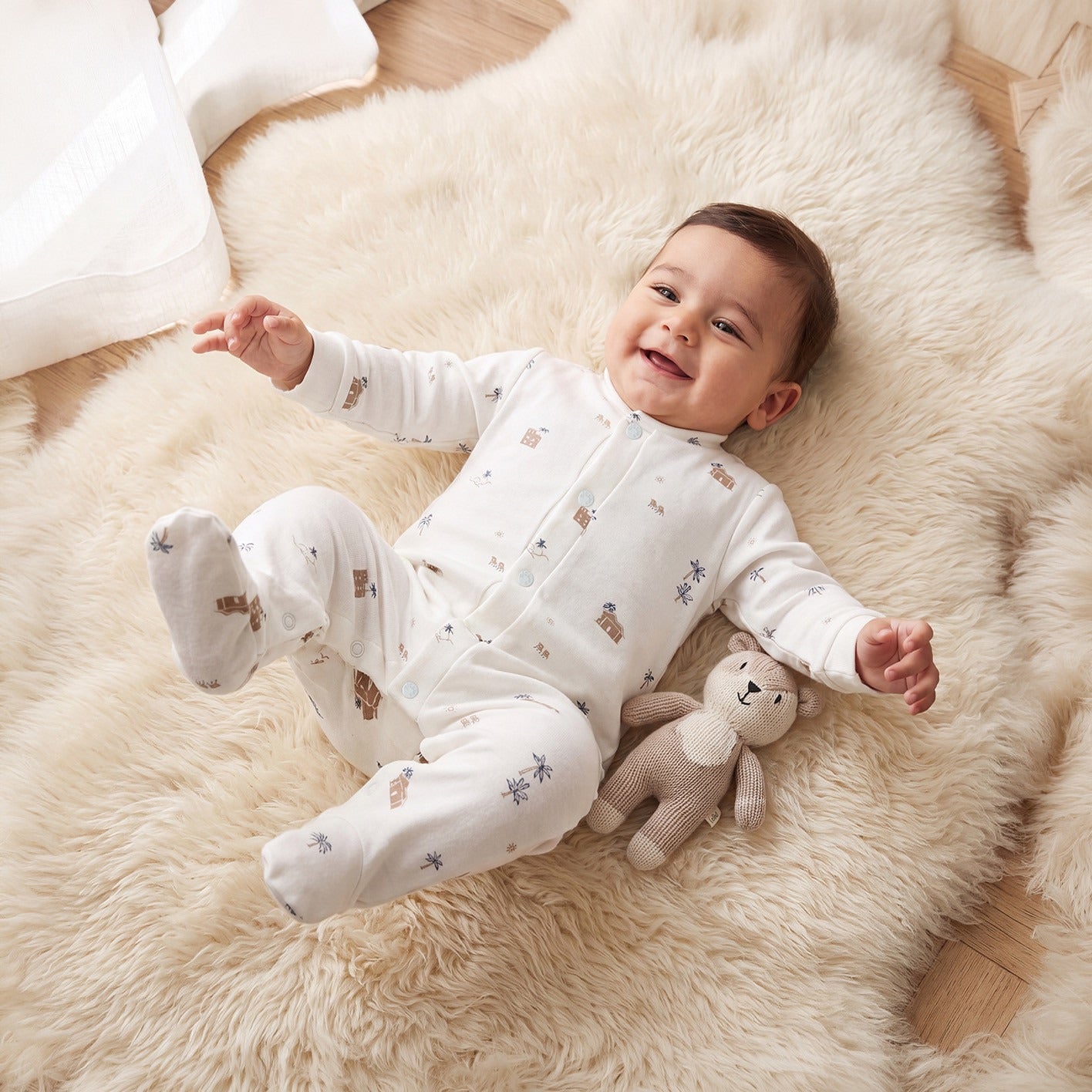 Giggles Mandarin Collar Long Sleeves Sleepsuit with Fun Print - White / 9-12 mths