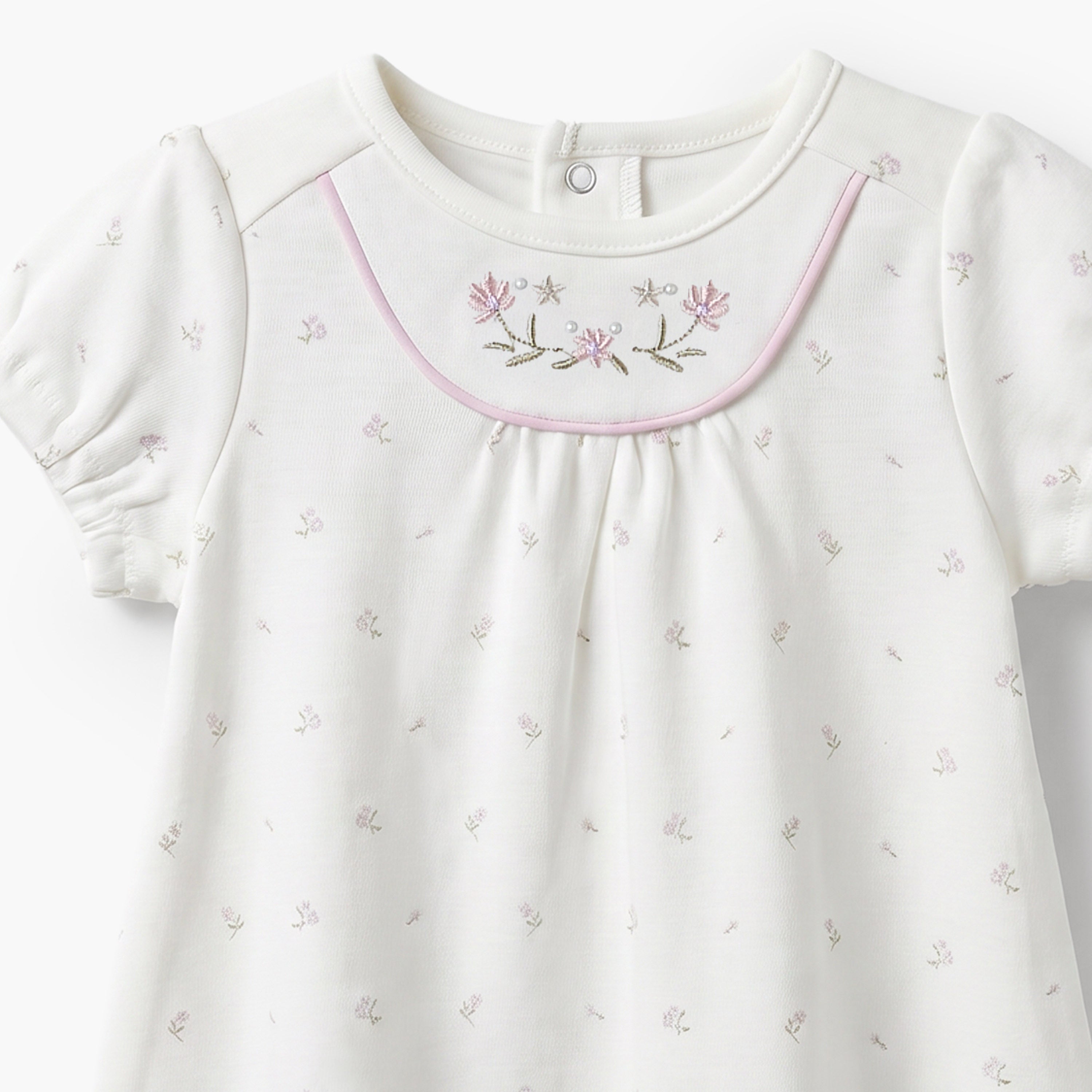 Giggles Round Neck Short Sleeves Knee Length A-line Dress with Floral Print