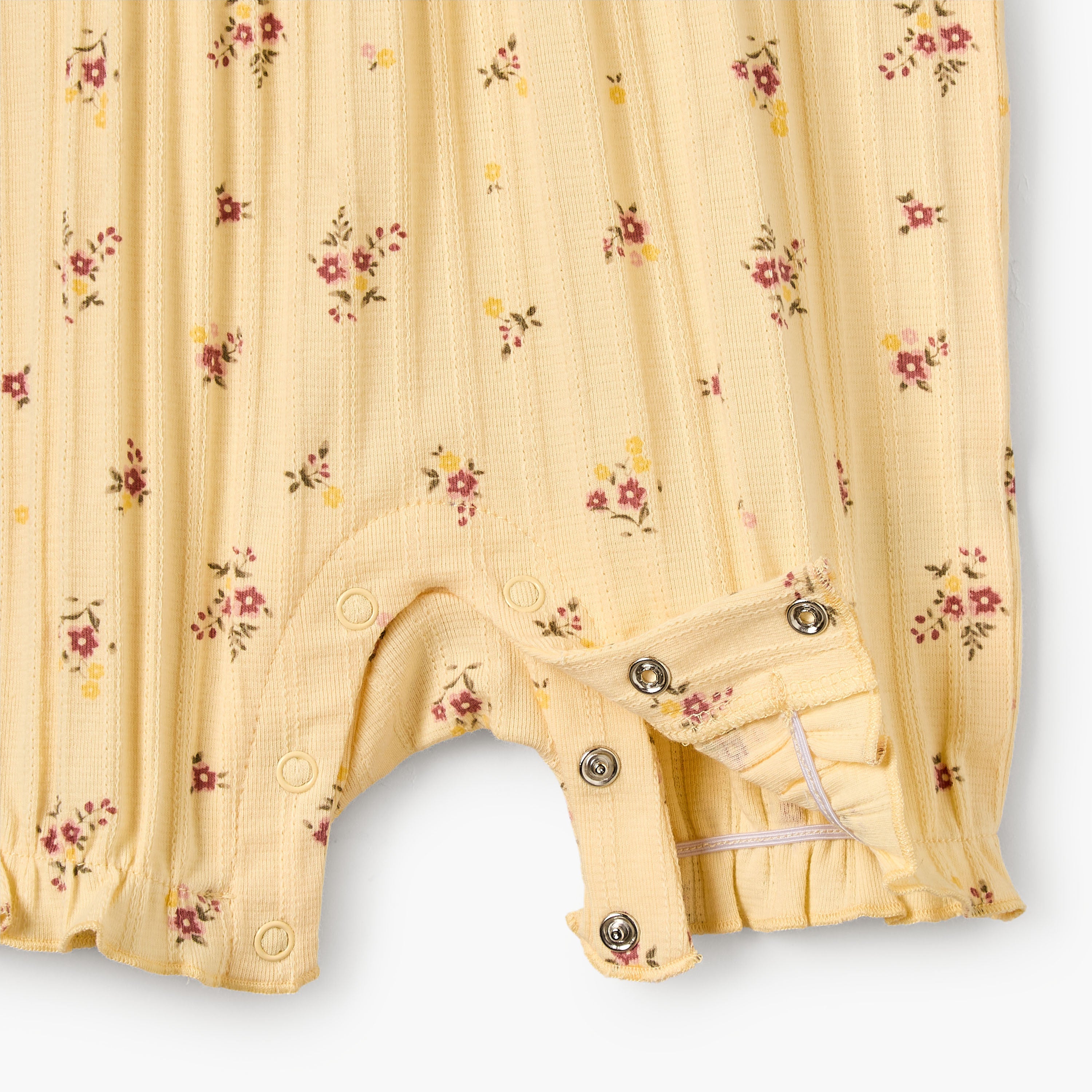 Juniors Crew Neck Short Sleeves T-shirt and Dungaree Set with Floral Print