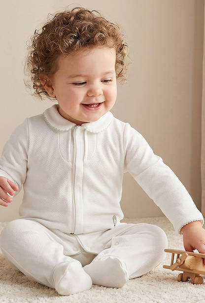 Giggles Cotton Collared Long Sleeves Sleepsuit with Textured Design-undefined-image-1