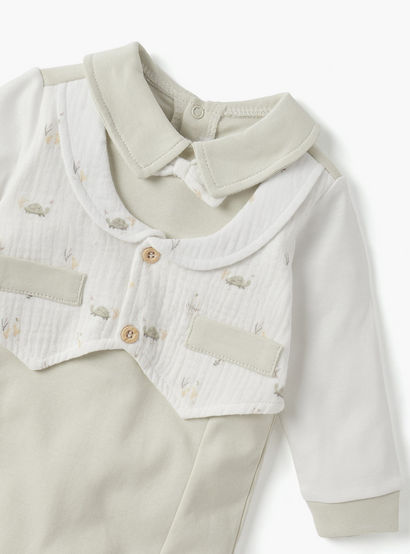 Giggles Solid Closed Feet Sleepsuit with Collar and Waistcoat-baby-boys-clothing-nightwear-sleepsuits-image-3