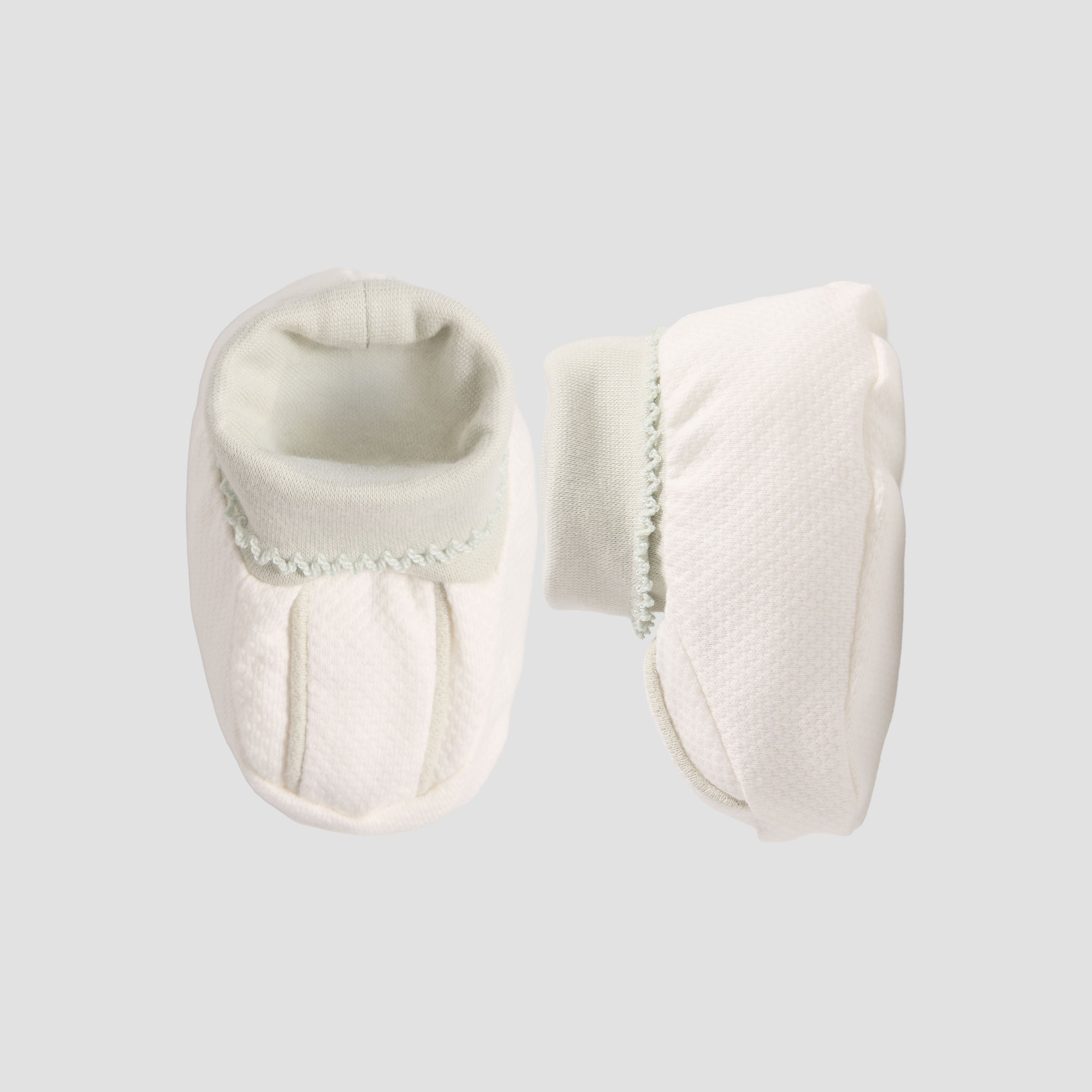 Giggles Booties with Cuff, Textured Pattern - Cream / 0-6 mths