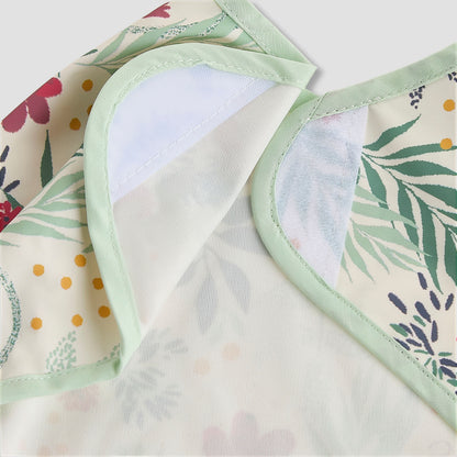 Juniors Baby Bib with Floral Print