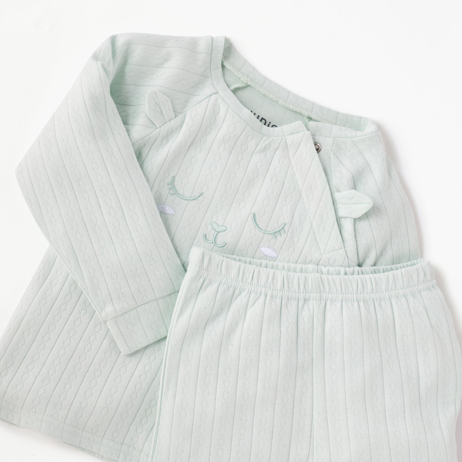 Juniors Embroidered T-shirt and Pyjama Set