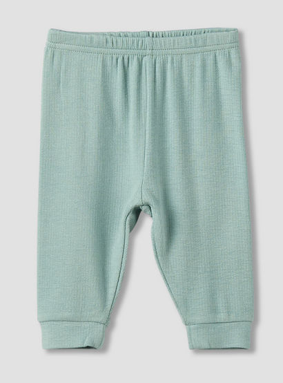 Giggles Collared Long Sleeves Pyjama Set with Ribbed Texture-baby-boys-clothing-nightwear-pyjamasets-image-4