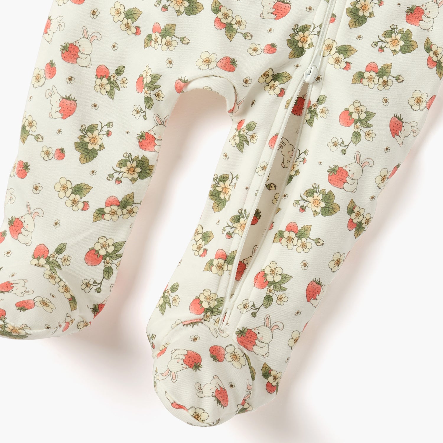 Juniors Bunny Print Sleepsuit with Collar and Zip Closure